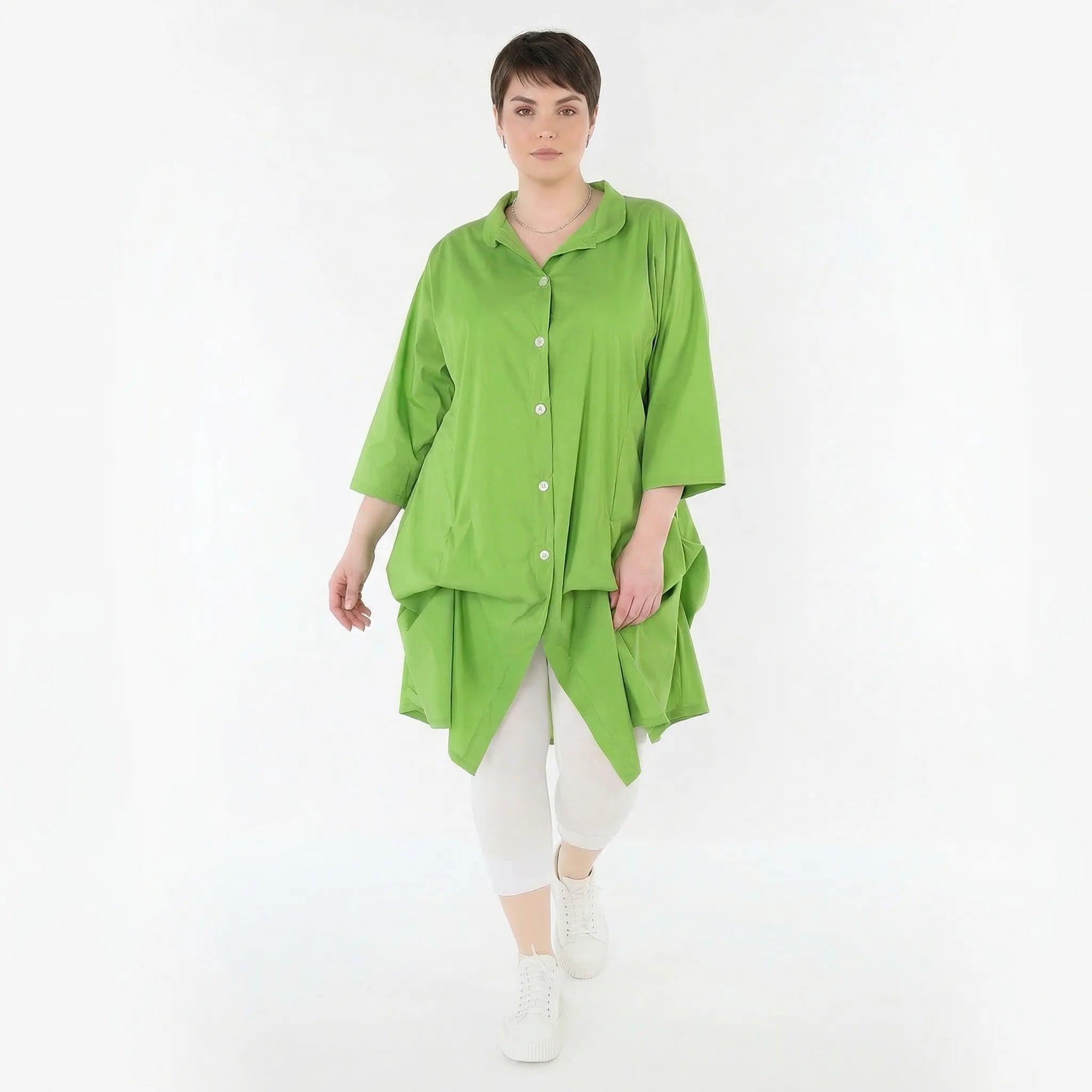 Zeitlos stilvolle Glockenform Bluse im Lagenlook aus fein leichter Baumwollmischung, Apfelgrün