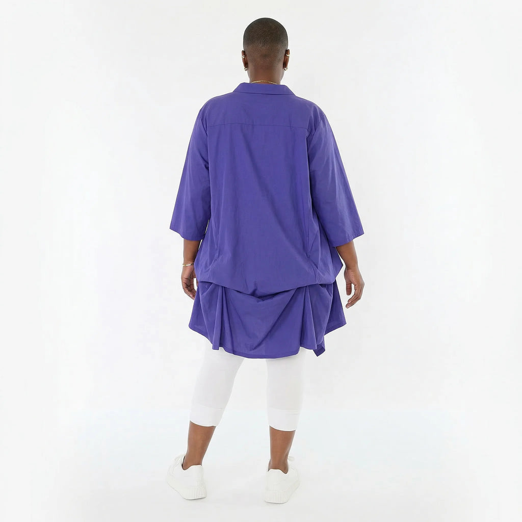 Legere Glockenform Bluse aus feiner Popeline mit raffiniertem Lagenlook und anpassbarer Raffung, Lila