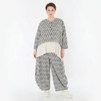 Lagenlook Jacke aus leichter Leinen Baumwolle mit ausgefallenem Zickzack Muster, Grau/Ecru