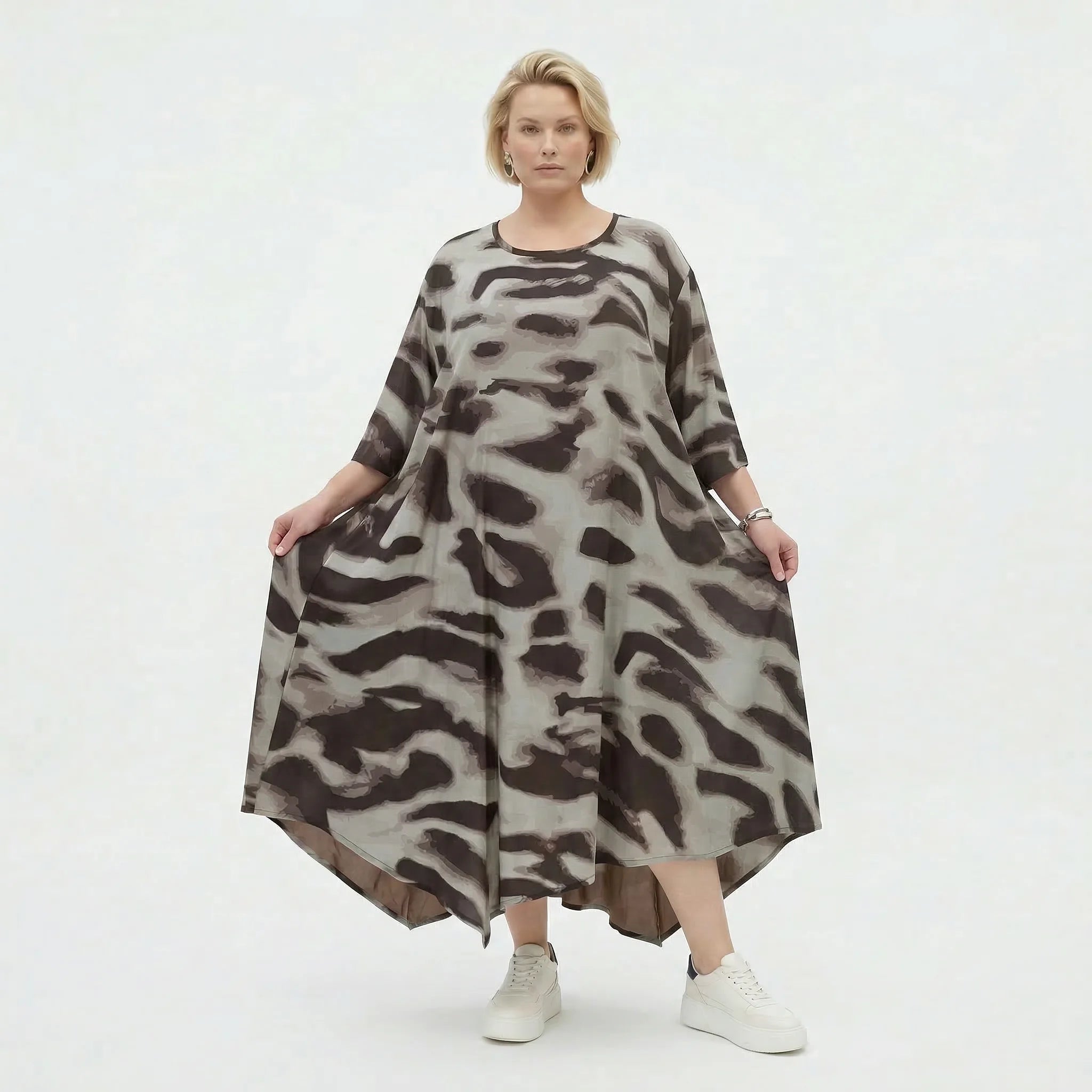 Ausgefallenes Ballon Kleid im modernen Lagenlook mit leicht fließender Silhouette, 3/4 Arm, Grau/Braun