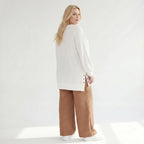 Ausgefallenes Oversize Shirt aus weich fließendem Jacquard mit Zierknöpfen und Strukturmuster, Weiß