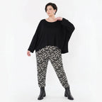 Oversize-Lagenlook Shirt aus feinem, stretchigem Jersey mit legerem Schnitt und Rundhals, Schwarz