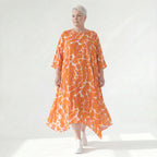 Ausgefallenes Ballonkleid im zeitlosen Lagenlook aus leichter Popeline mit schimmerndem Finish, Orange/Weiß