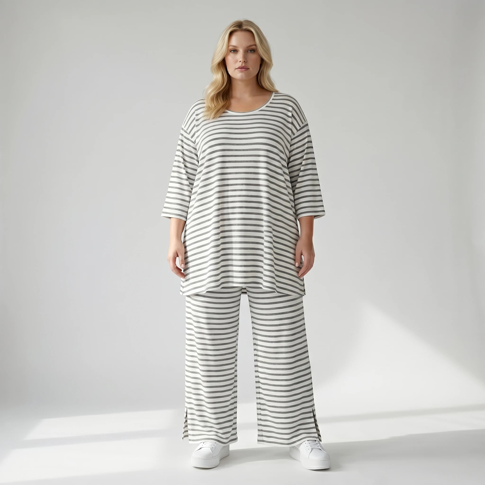 Stilvolle Lagenlook Hose aus weich fließendem Jersey im legeren Oversize Stil mit Streifen, Weiß/Grau