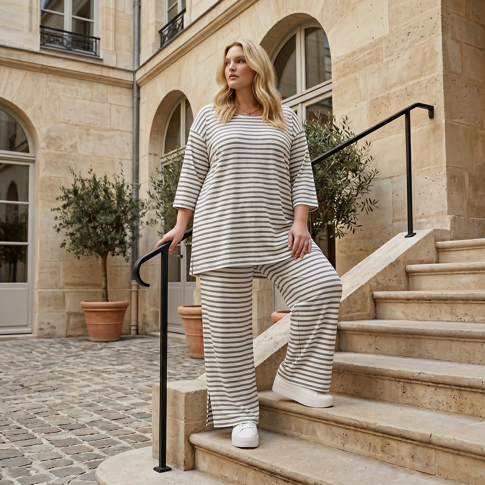 Stilvolle Lagenlook Hose aus weich fließendem Jersey im legeren Oversize Stil mit Streifen, Weiß/Grau