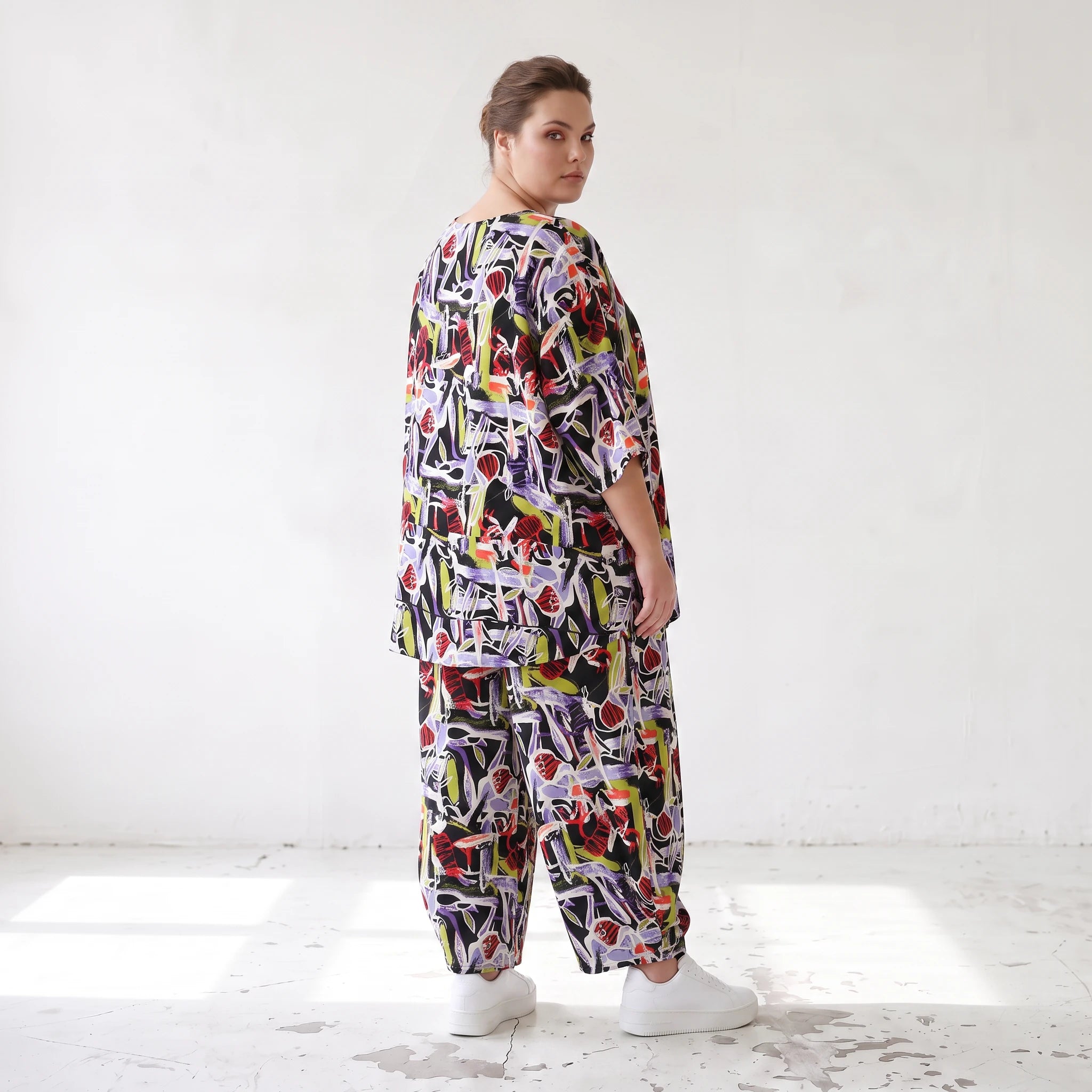 Fliessende Ballonhose Oversize Lagenlook in Schwarz Oliv Lila leger zeitlos soft fallend