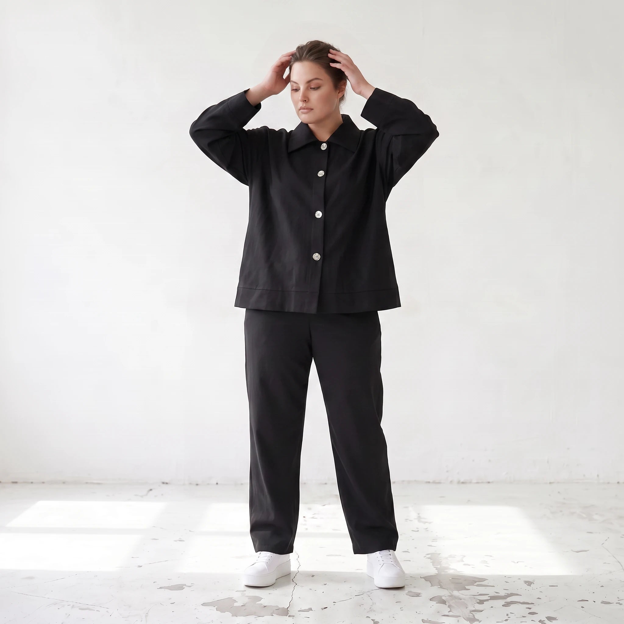 Schwarzer Oversize Blazer leger und zeitlos mit Stretchkomfort und Lagenlook cleanem Look