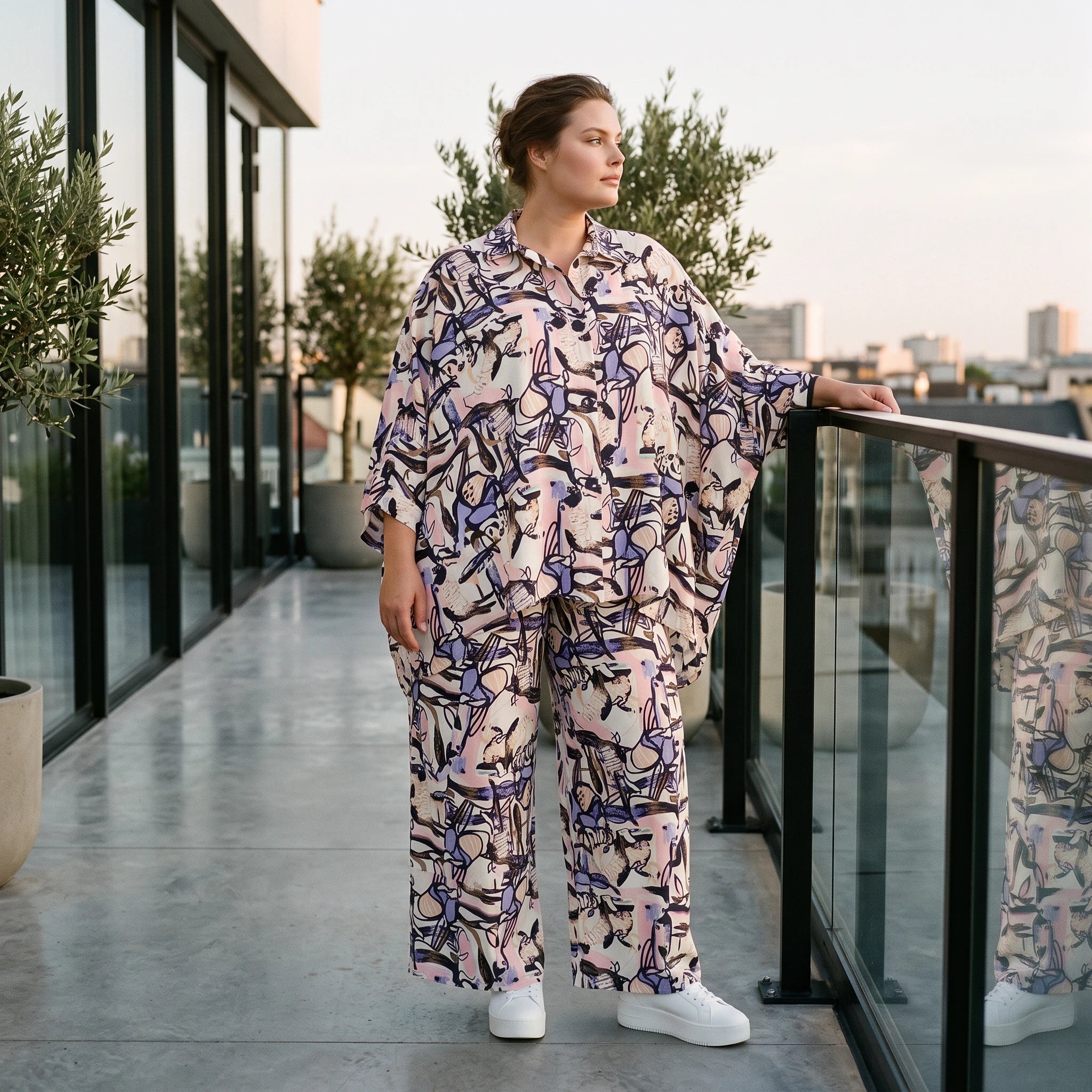 Elegante Bluse aus luftiger Viskose Popeline in zartem Rosa mit klassischem Hemdkragen