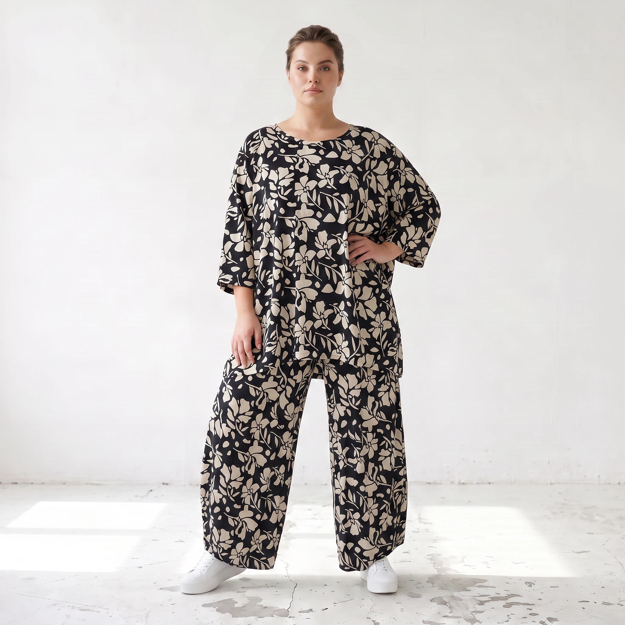 Damen Shirt Lagenlook Viskose Schwarz/Ecru, A-Form, 3/4-Arm, Taschen, Oversize große Größen – AKH Fashion