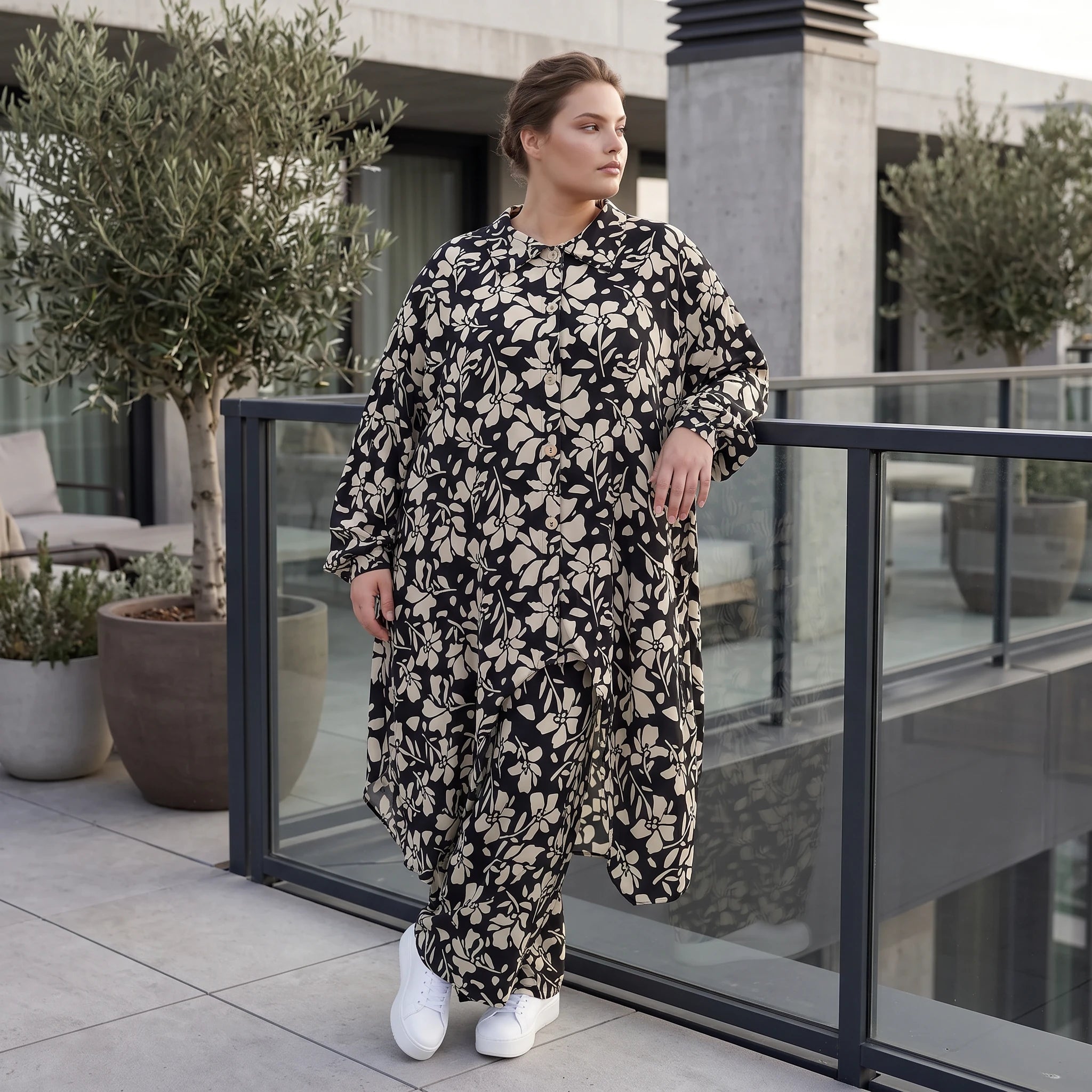 Damen Bluse Lagenlook Viskose Schwarz/Ecru, Zipfelform, Langarm, V-Ausschnitt, Oversize große Größen – AKH Fashion