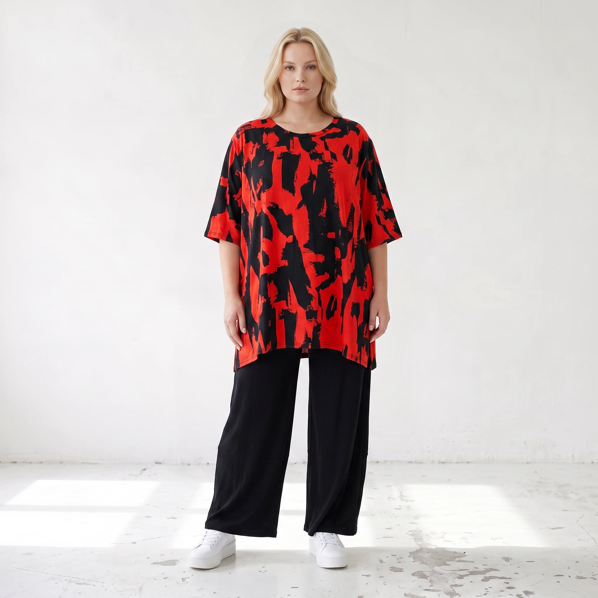 Damen Shirt Lagenlook Baumwolle Rot/Schwarz, A-Linie, Kurzarm, Seitenschlitze, Oversize große Größen – Funky Diva