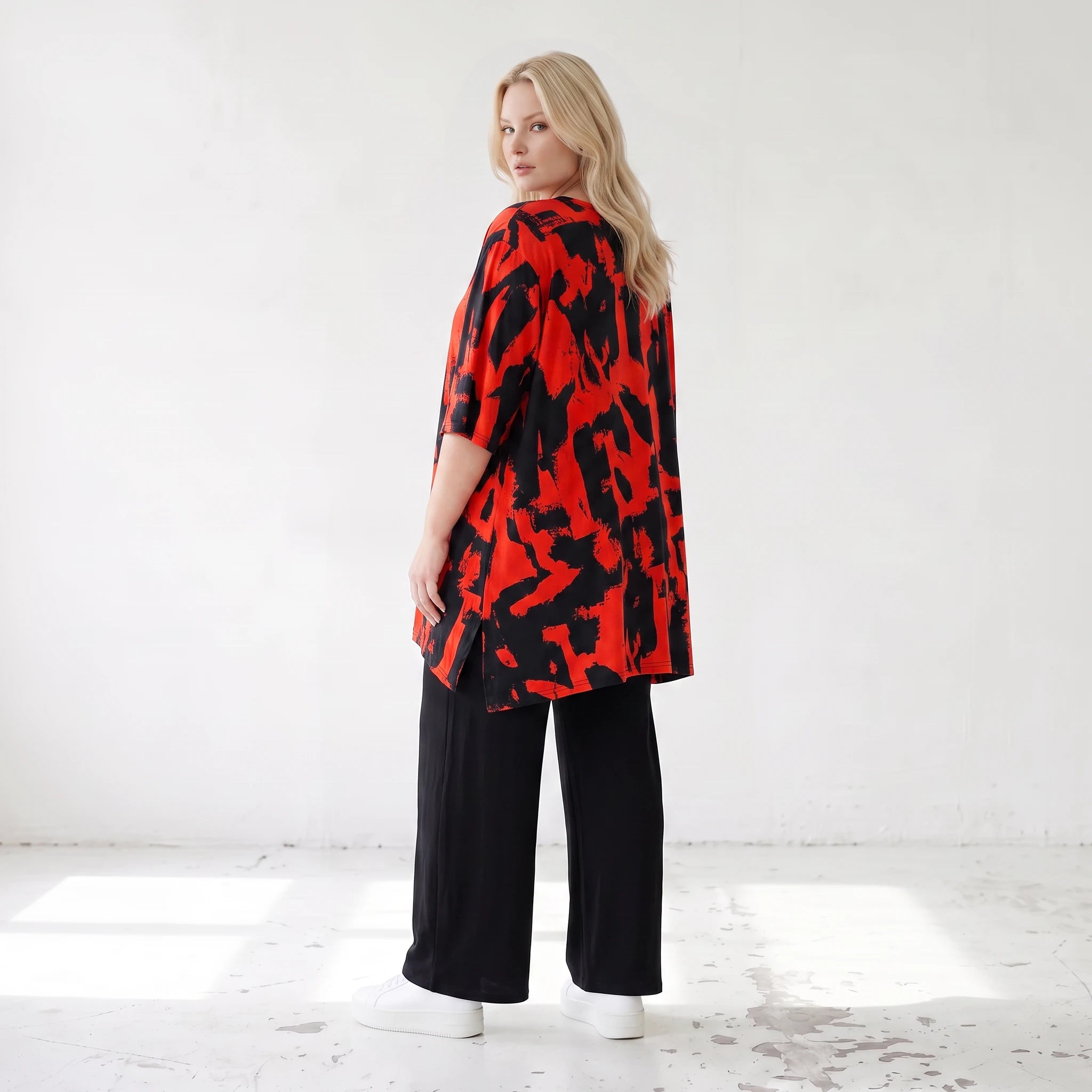 Damen Shirt Lagenlook Baumwolle Rot/Schwarz, A-Linie, Kurzarm, Seitenschlitze, Oversize große Größen – Funky Diva