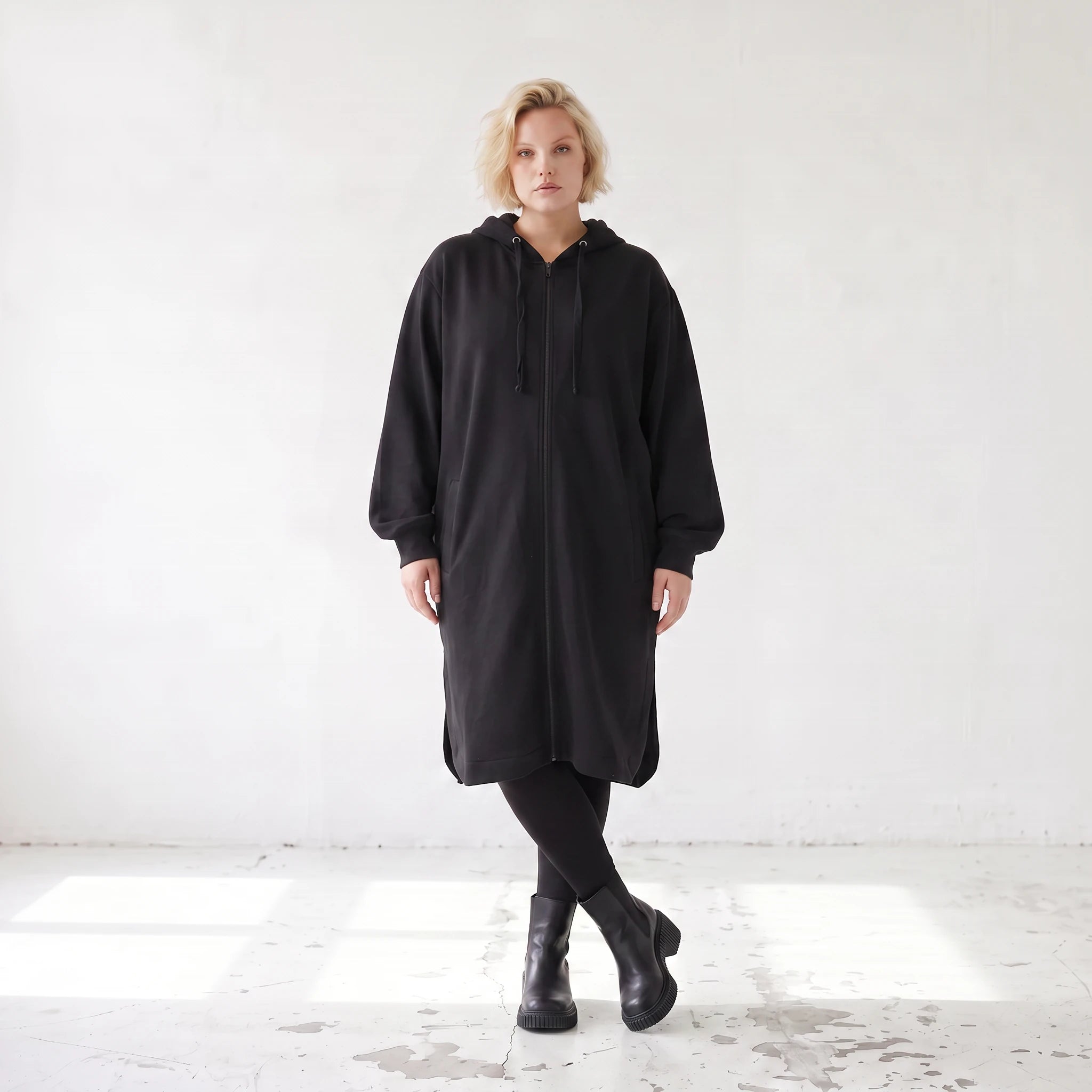 Kapuzenjacke aus Baumwollfleece mit Reißverschluss geradem Schnitt und Seitentaschen vorn