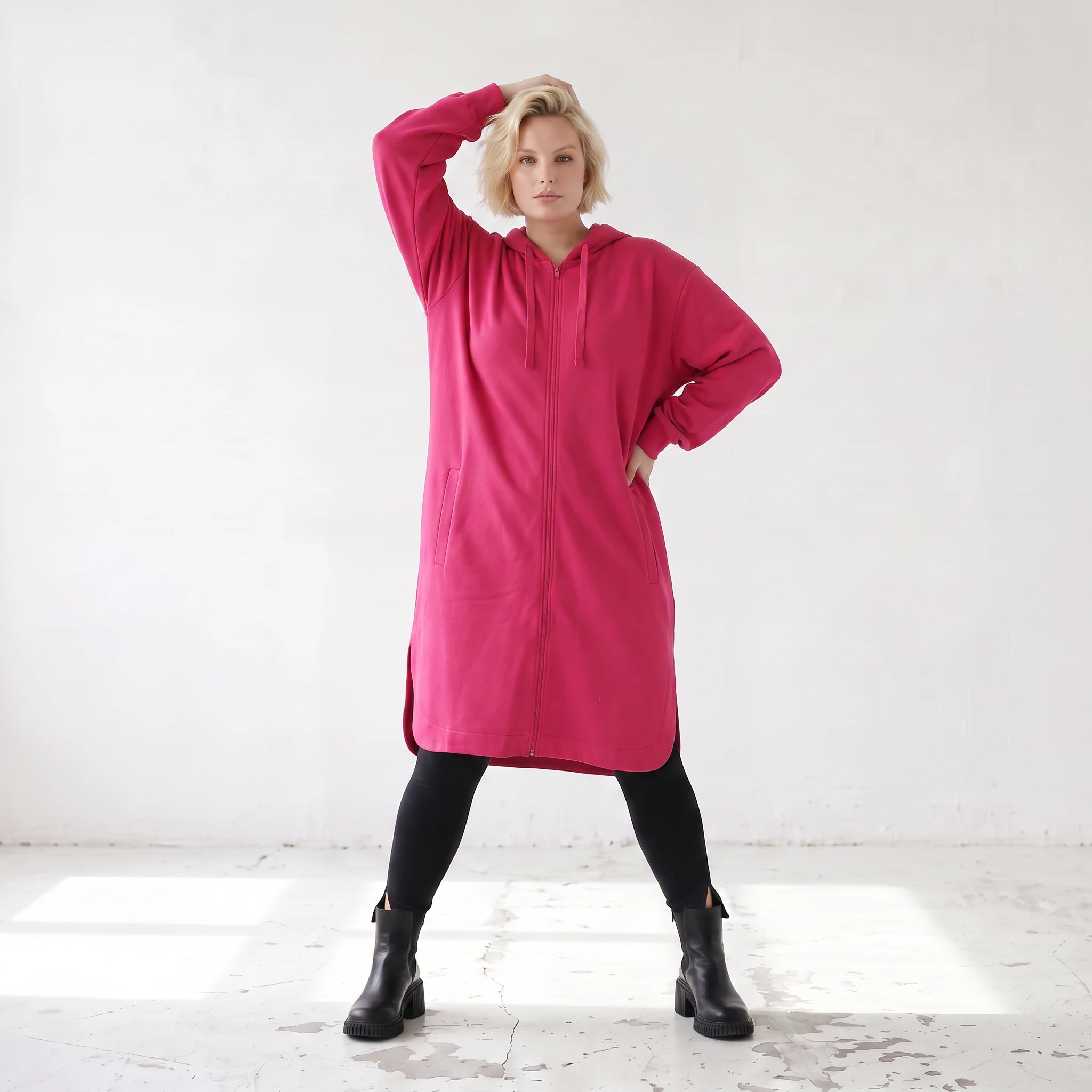 Kapuzenjacke aus reiner Baumwolle in zartem Pink mit geradem Schnitt aus French Terry