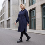 Dunkelblaue Kapuzenjacke aus Baumwolle mit Reissverschluss Seitentaschen und Kapuze