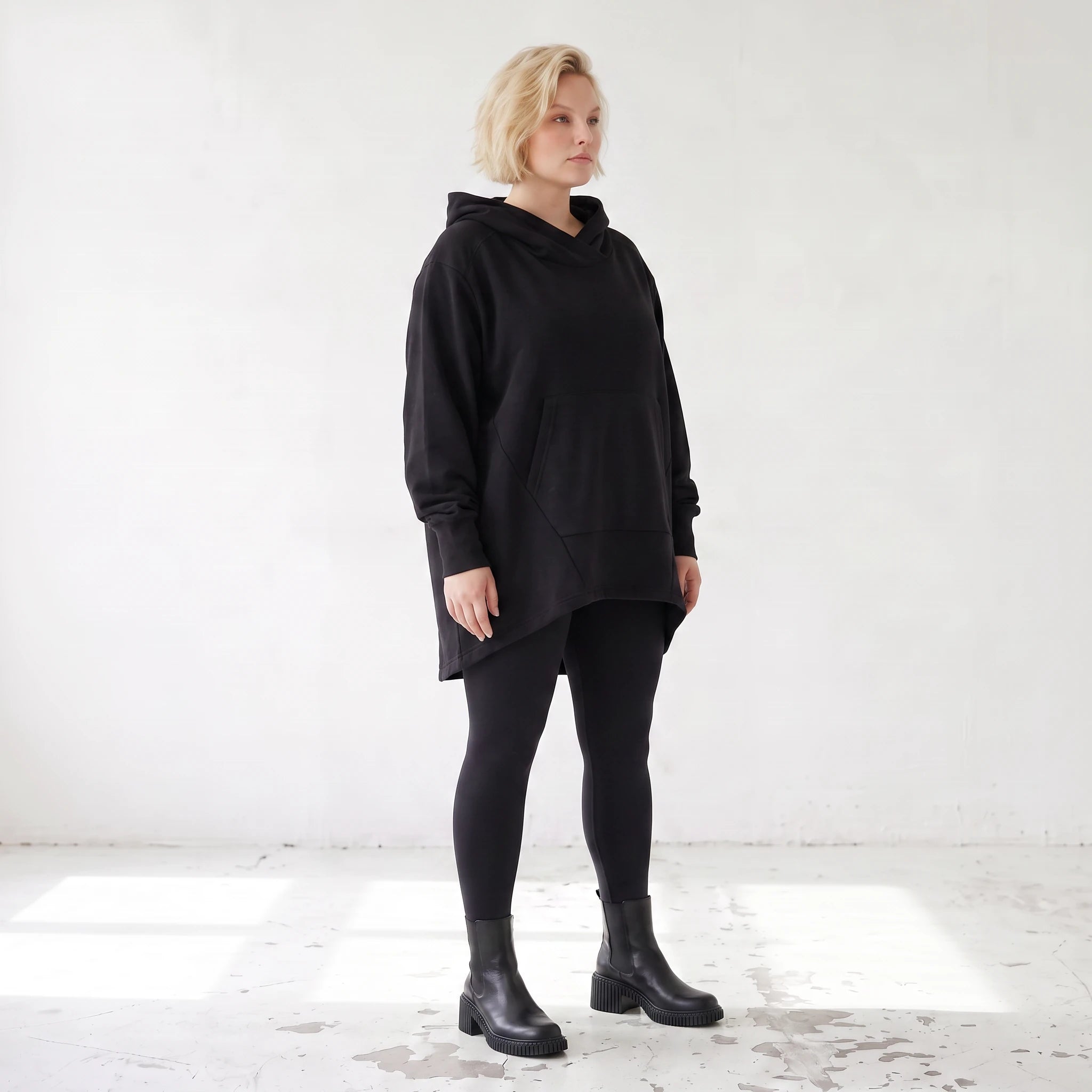 Damen Hoody Lagenlook Baumwolle Schwarz, gerundeter Schnitt, 7/8-Arm, Kängurutasche, Oversize große Größen – Rafay