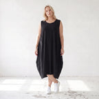 Damen Kleid Lagenlook Lyocell Schwarz, Ballonschnitt, ärmellos, Flügeltaschen, Oversize große Größen – AKH Premium