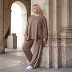 Longsleeve in Taupe aus French Terry mit Grafikprint und A-Linie im lässigen Streetstyle