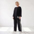 Langarmshirt aus French Terry locker in A-Linie mit Rundhalsausschnitt und Grafik-Print