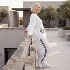 French Terry Sweatshirt mit Smileyprint an asymmetrischer Tasche Rundhals und 7/8-Arm