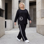 Sweatshirt mit Smileyprint und asymmetrischer Tasche aus weichem French Terry Rundhals