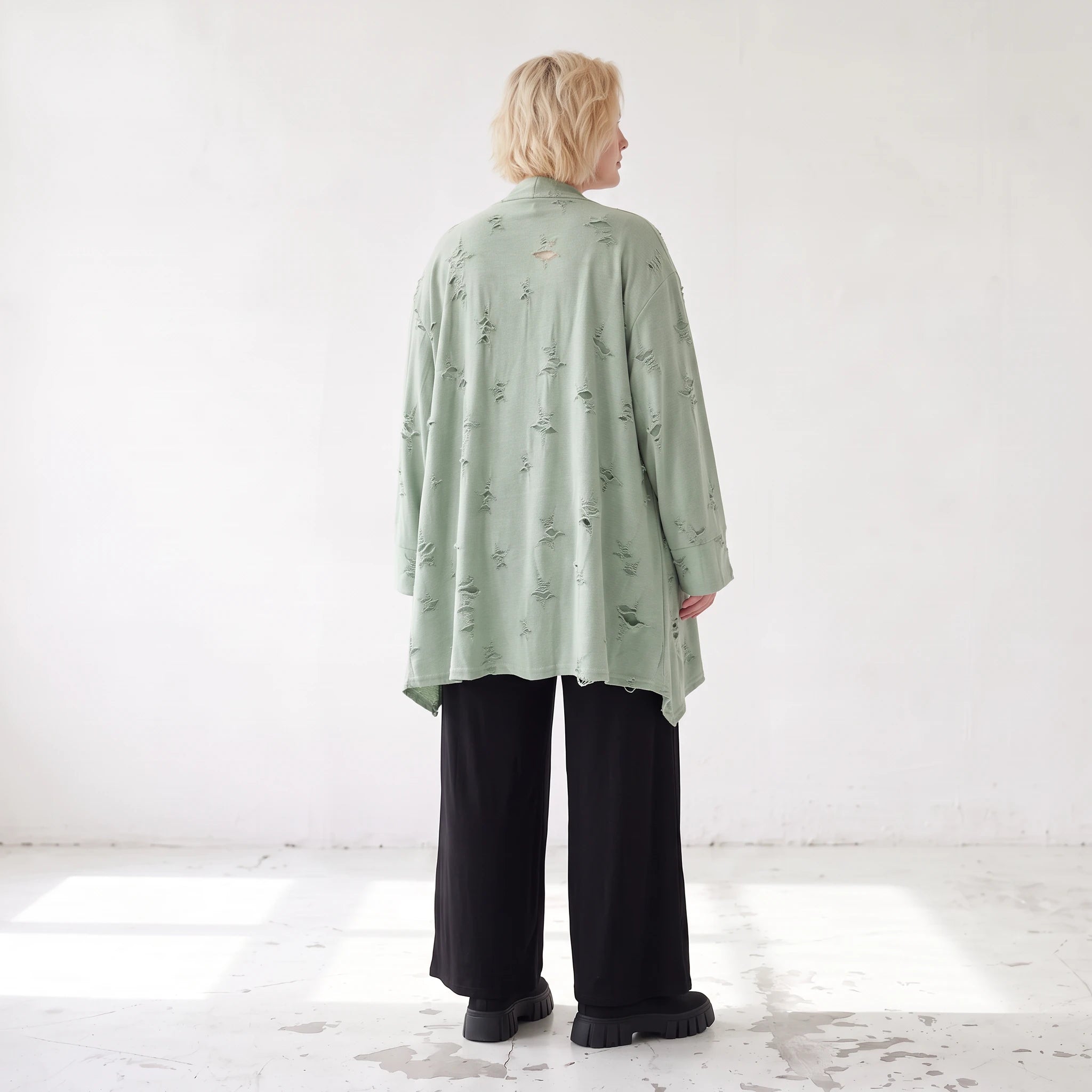 Pistaziengrüner Jerseycardigan in A-Linie mit Sternenmotiv aus Baumwolle und Elasthan