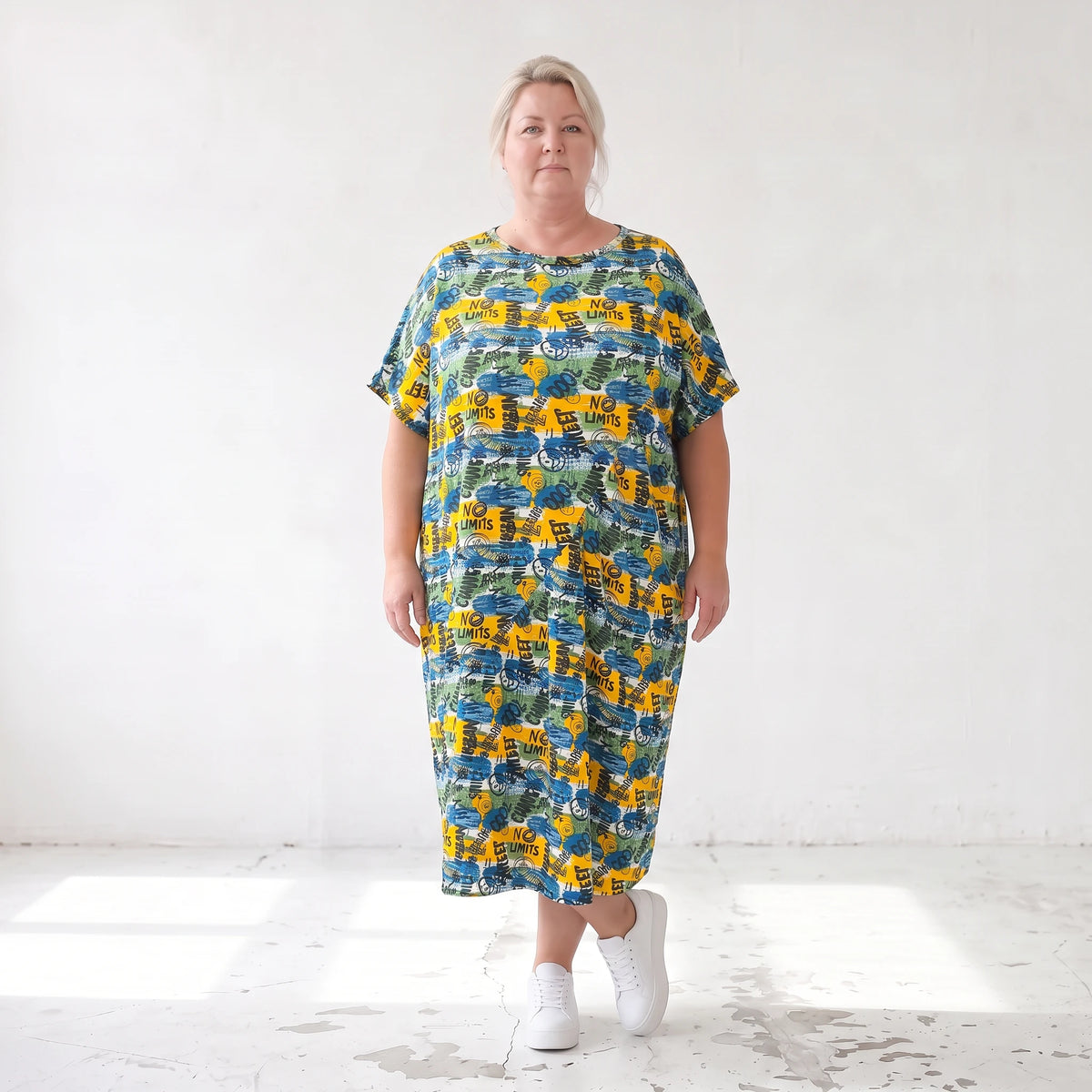 Kleid im Ballonschnitt aus Baumwolljersey mit Gelb/Multi Print und elastischem Komfort