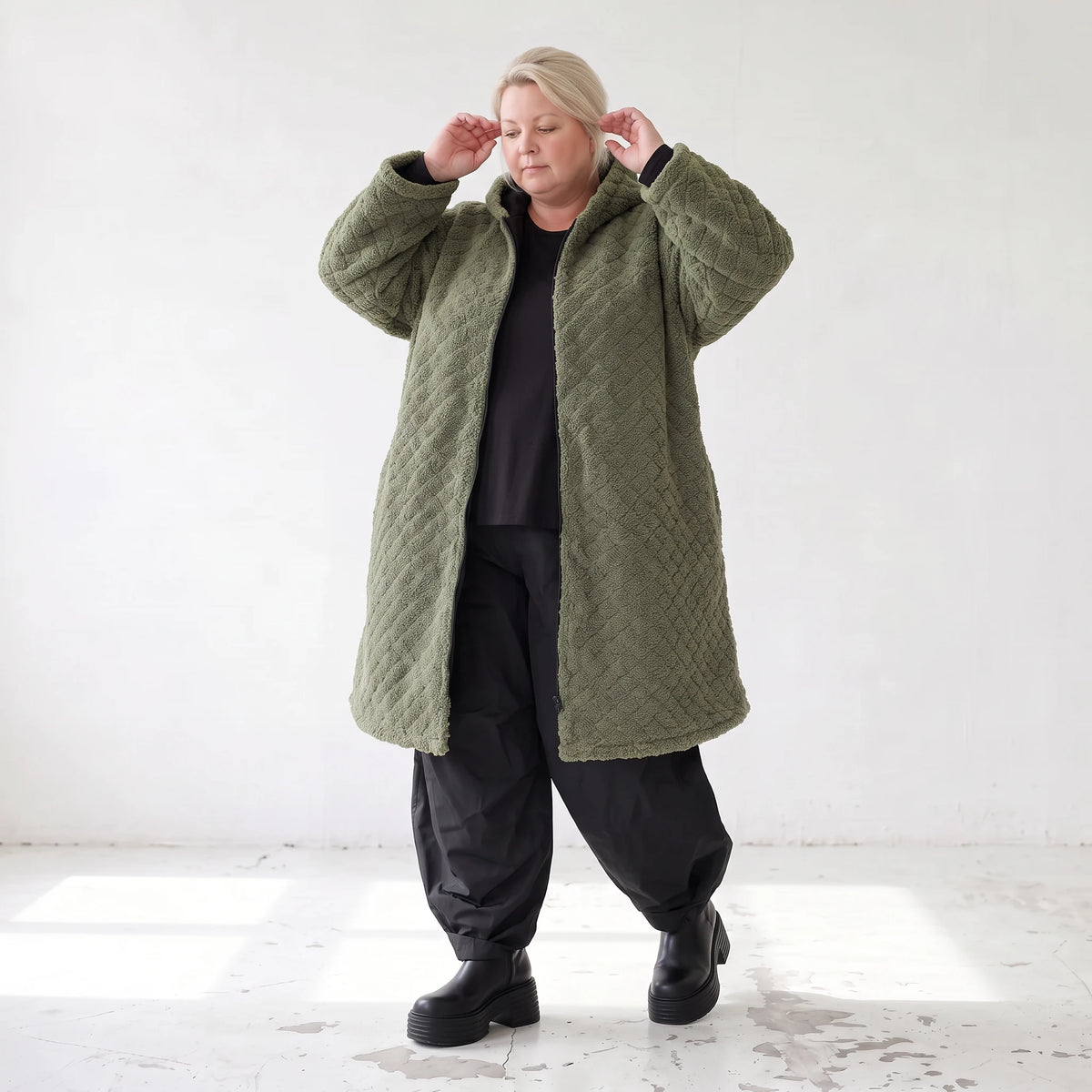 Teddymantel mit Tunnelzug und Tülleinsatz kuschelig warm für feminine Winterlooks pur
