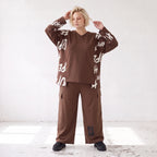 Braune Ballonhose aus weichem Fleece mit elastischem Bund und Taschen mit Klappe vorn