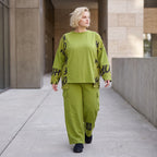Ballonhose aus weichem Fleece in Olivgrün mit Stretch und elastischem Bund bequem lässig