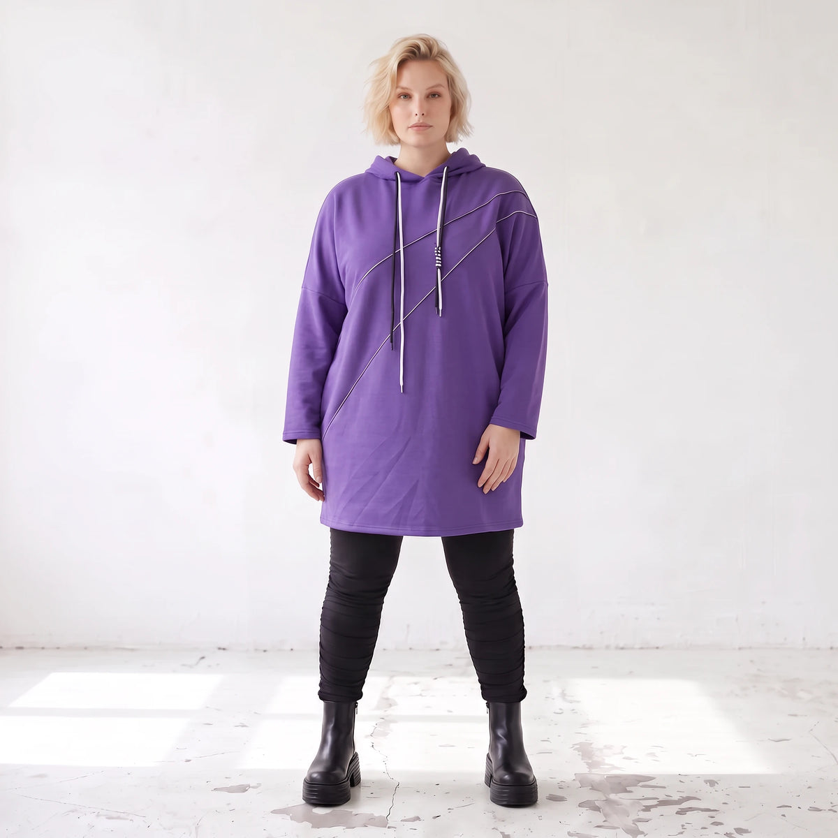 Fleecehoody mit Stretch in gerader Form warm und kuschelig für entspannte Winterlooks