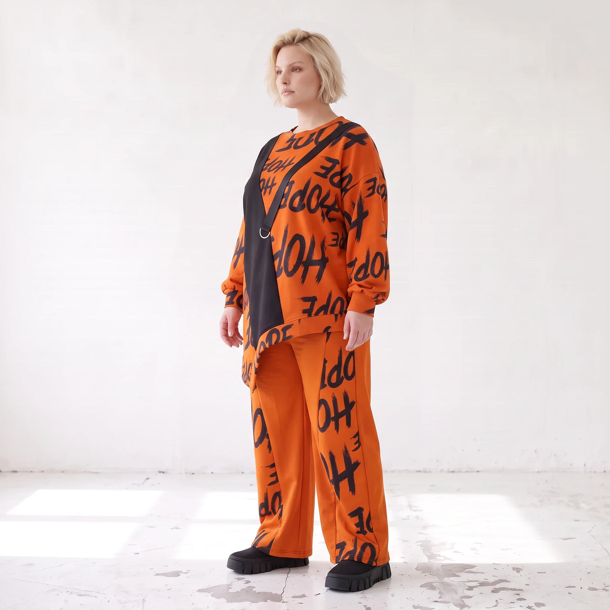 Fleeceshirt in Rost mit asymmetrischem Schnitt Zipfelsaum Stretch warm weich kuschelig