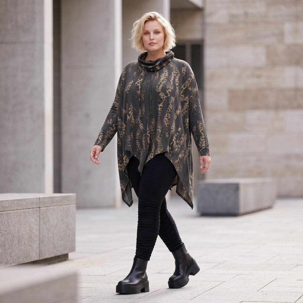 Wintershirt aus weichem Baumwolljersey mit Stretch in A-Linie Rollkragen mit Tunnelzug
