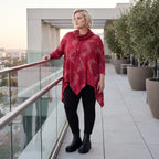 Wintershirt in Rot/Schwarz mit Rollkragen Tunnelzug A-Linie aus Baumwolljersey Zipfelsaum