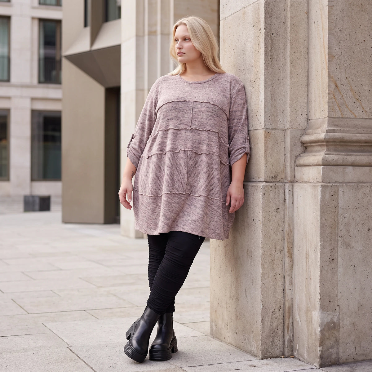 Kuschelig warmer Strickpullover in A-Linie mit Rundhalsausschnitt und Stretchkomfort