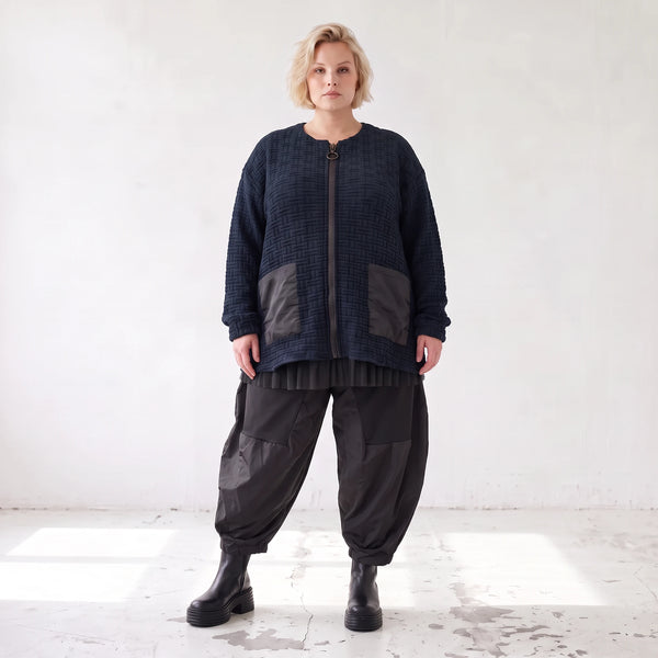 Marine Strickjacke in Glockenform mit Reißverschluss Taschen und softem Stretchmix