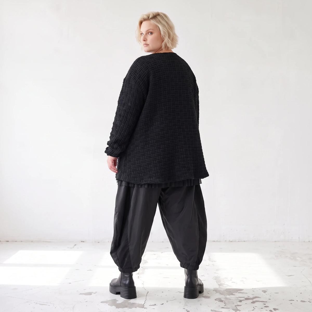 Kuschelige Strickjacke in Glockenform mit Reißverschluss Taschen und Stretchkomfort