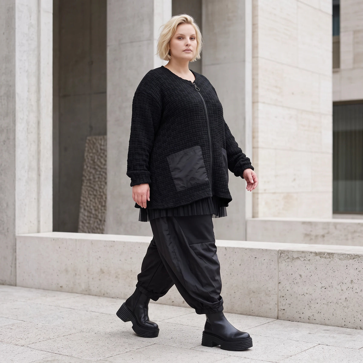 Kuschelige Strickjacke in Glockenform mit Reißverschluss Taschen und Stretchkomfort