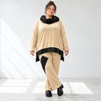 Jerseyhose mit geradem Bein und Dehnbund mit Taftdetails und dekorativer Overlocknaht