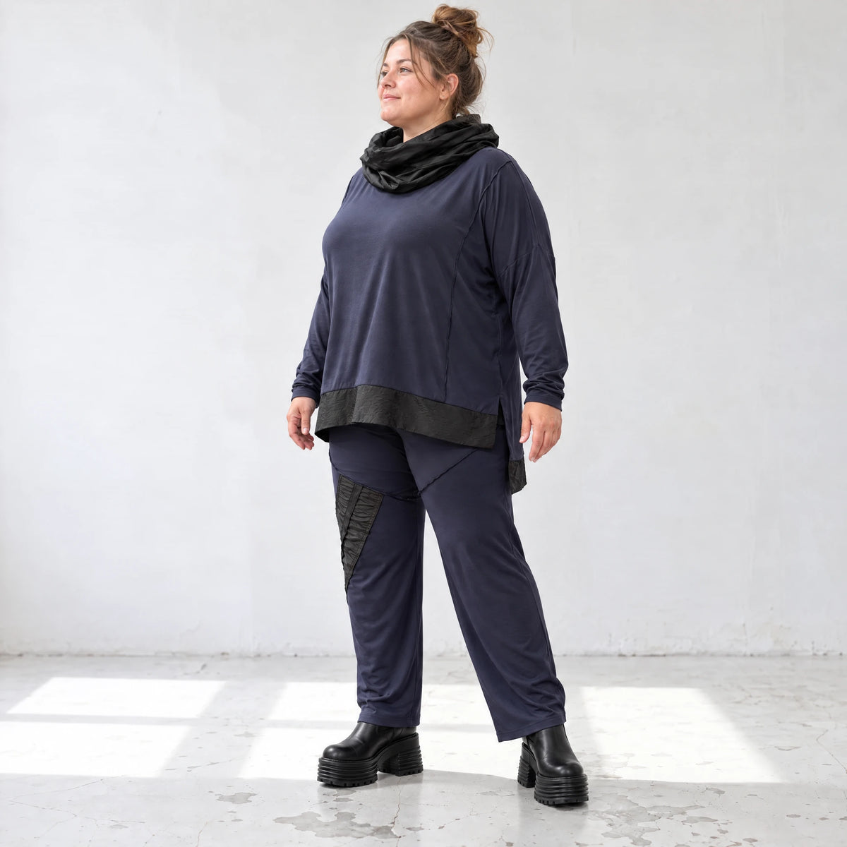Jerseyhose mit Stretch und geradem Bein bequemer Bund weich fließend für kalte Tage