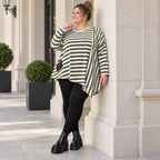 Langarmshirt in Creme/Dunkelgrün mit asymmetrischem Zipfelsaum aus weichem Stretchjersey