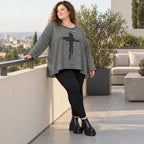 Langarmshirt in Schwarz/Weiß aus Stretchjersey mit A-Linie und seitlichen Schlitzen