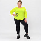 Neongelbes Shirt aus weichem Baumwolljersey mit Rundhalsausschnitt 7/8-Arm und Taschen