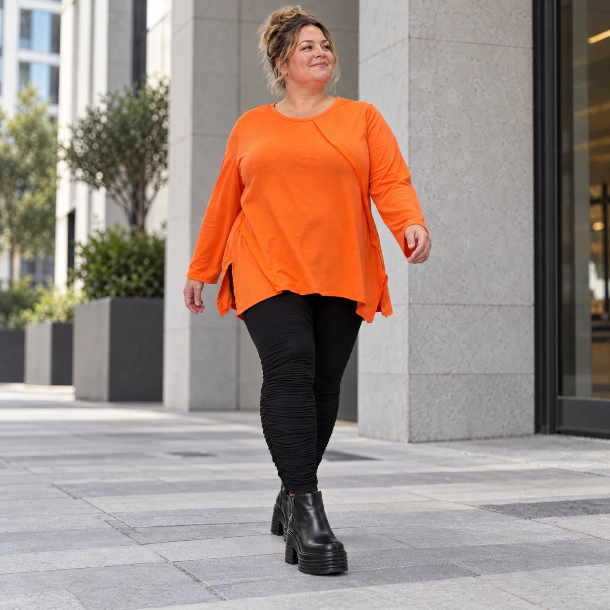 Langarmshirt in Orange aus weichem Stretchjersey mit Rundhalsausschnitt und A-Linie