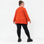 Langarmshirt in Orange mit Rundhalsausschnitt und fließender A-Linie aus Stretchjersey