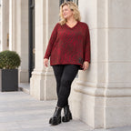 Flauschiger Feinstrickpullover in Rot/Braun mit V-Ausschnitt und kastigem Schnitt