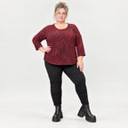 Langarmshirt aus kuscheligem Feinstrick mit Rundhalsausschnitt im Zebralook Rot/Schwarz
