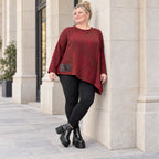 Langarmshirt aus flauschigem Feinstrick in Rot/Braun mit asymmetrischem Zipfelsaum
