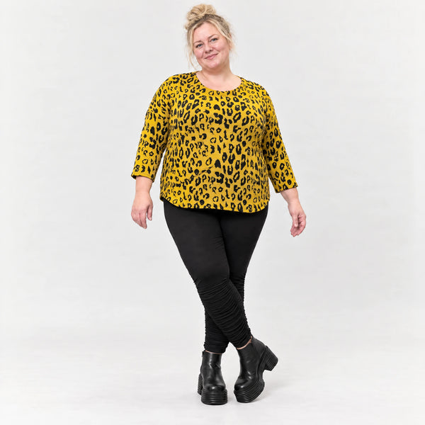 Flauschiges Feinstrickshirt in Gelb/Schwarz mit aufgesetzten Taschen für kalte Wintertage