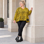 Flauschiger Feinstrickpullover in Gelb/Schwarz mit V-Ausschnitt und kastiger Passform